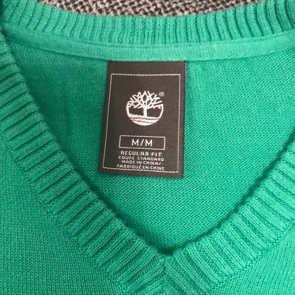 Timberland Men’s V-neck Sweater. - Picture 2 of 2